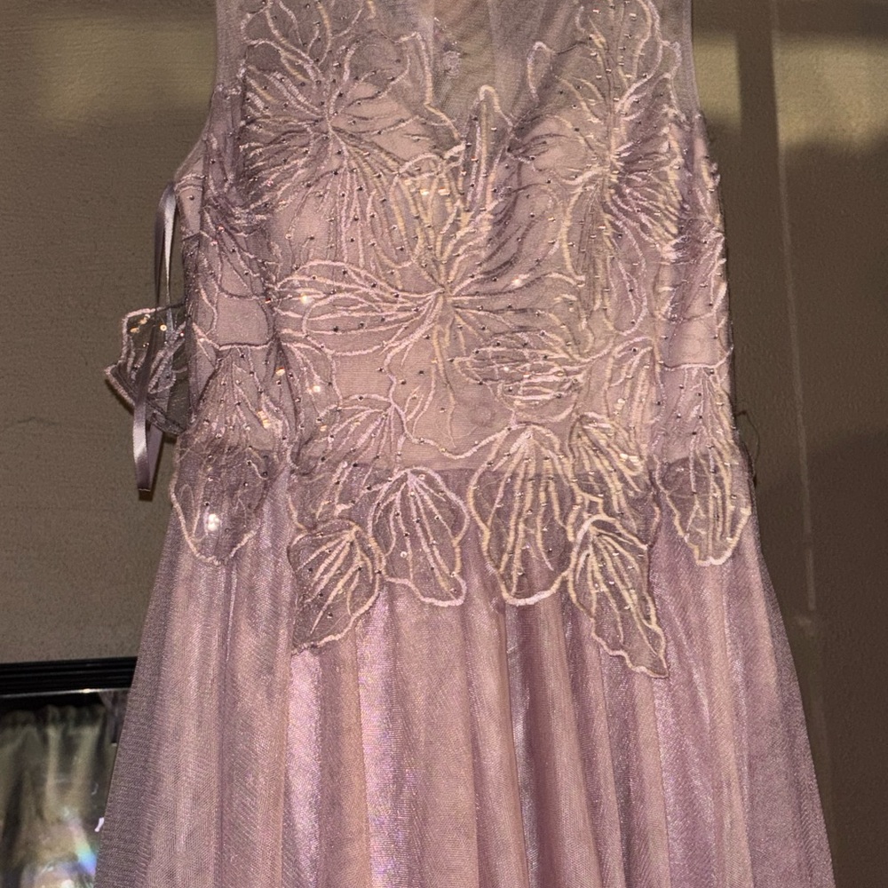 Elegant Lavender Lace Dress